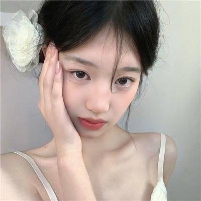 龙纹身的女鬼入镜