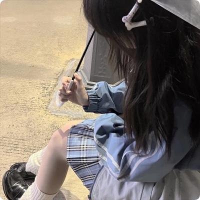 怪物少女妮莫娜